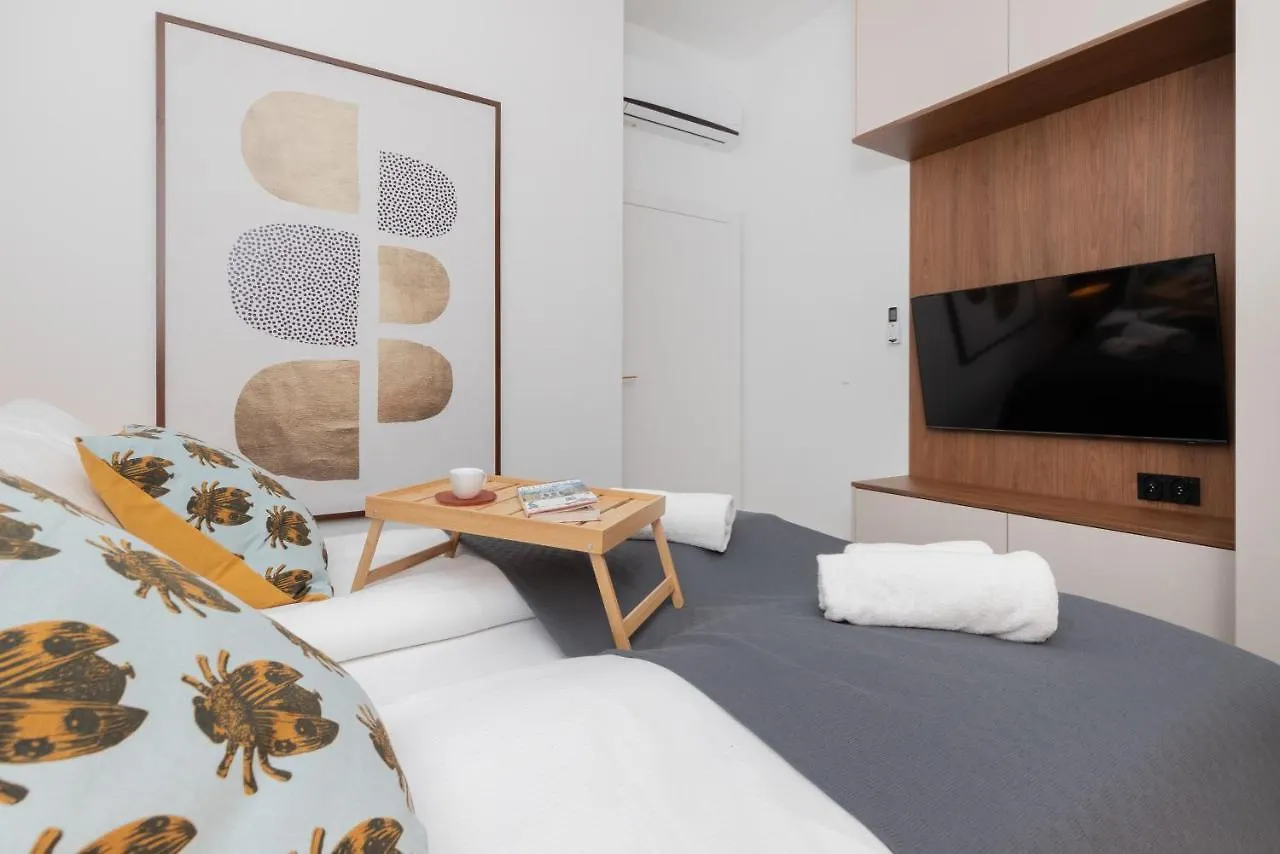 The Motlavian Apartment By Renters Prestige Gdansk Polonia